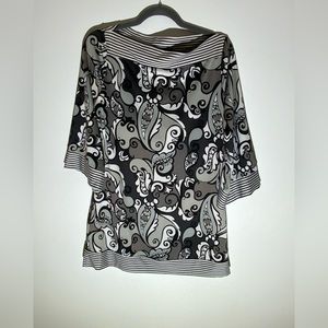 Women’s 3/4 sleeve blouse
